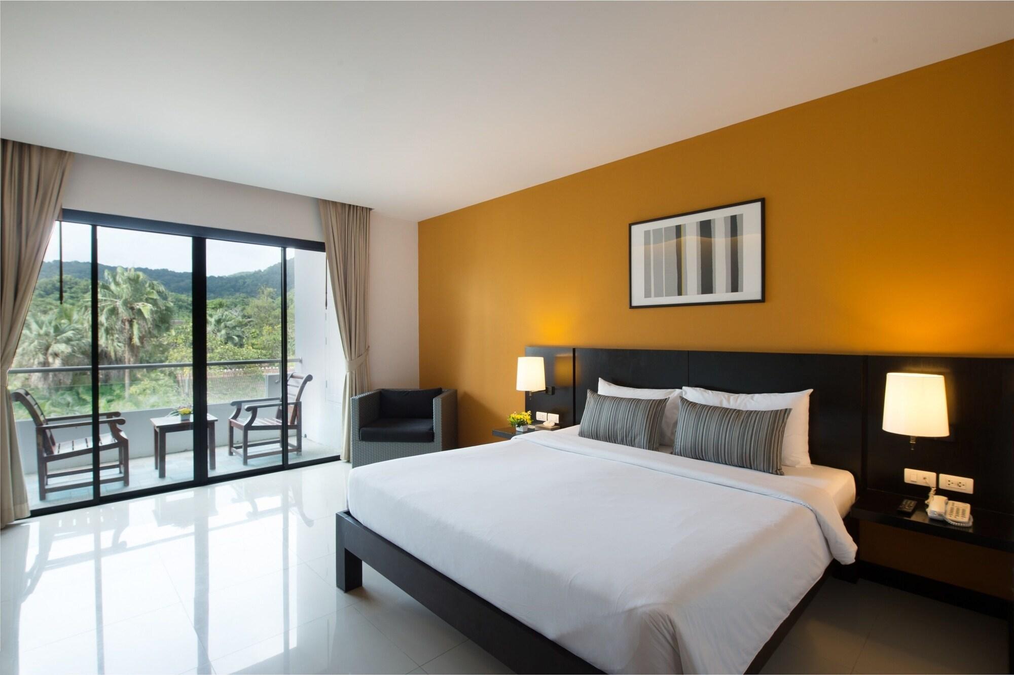 Simplitel Hotell Karon Exteriör bild